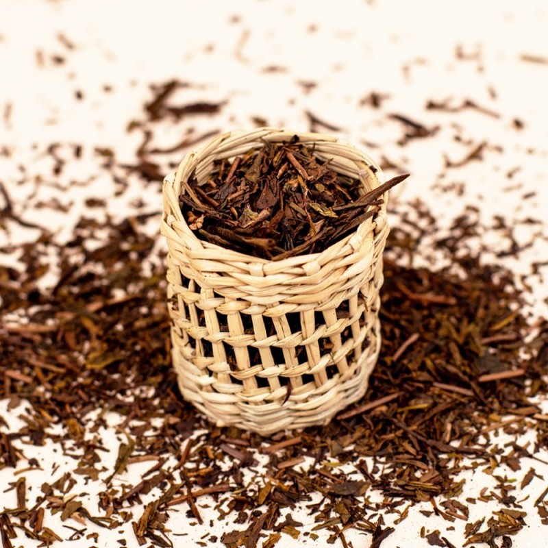 Skrudinta japoniška žalioji arbata HOJICHA